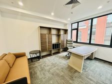 四惠东 秀汇时代 160平米 2房间+14工位 精装带家具