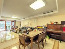 尚院精装下叠,南北双花园 保养好, 近地铁,产权车位