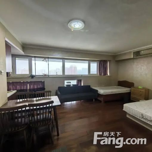  ���⡤�Ƽ�԰�������ʦ�㳡��1�� 