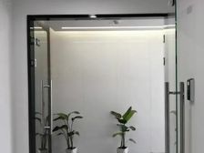 万源街地铁口 精装写字楼全套家具 户型多样一价全含 随时看房