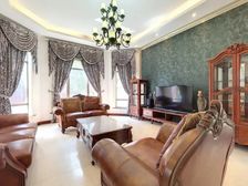 西边套户型,带花园带露台,价格可谈,看房有钥匙,随时可谈!