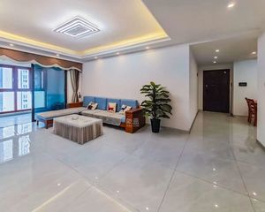 五江天街北区 错过后悔拍大腿 拎包入住三房 随时看房