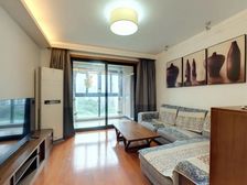 经典小三房,实用性强,价格可谈,家具全送,随时可入住!