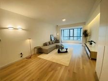 小高层次顶楼!小区中心位置,南北通透,带产权车位!价格好谈!