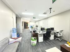 联信国际大厦 精装小面积 1+20个工位 一价全含