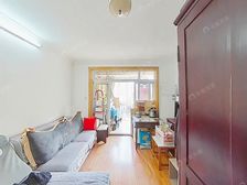 612双轨交汇 临河位置 中间楼层 采光好 随时看房