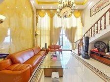 碧海云天少有户型,大气装修,多赠送,舒适居家