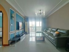 南岸区 万达广场钰邸 精装修 采光好 户型方正 拎包入住