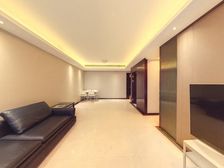 嘉裕公馆 降价150多 119平 精装修 中高层 看房方便