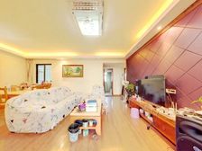 十里银滩观山海,横厅三房两厅两卫,出门海边沙滩,业主急售