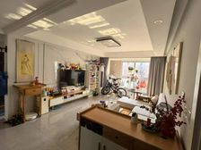 绿地东岸,2加1户型,得房率高,赠送面积大,新装修拎包入住型