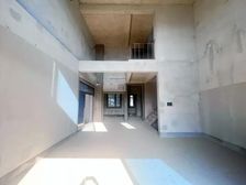 万科棠樾别墅 密度低 满五 环境好 南北通透 中间楼层采光好