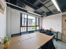 锦城湖丨房东直租丨户型方正丨费用全免丨拎包办公丨注册公司