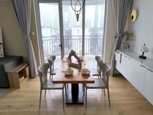 新出笋盘,小高层带电梯,南北通三房两厅,边套全明,带车位