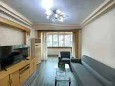 房东自砍一刀,带两个固定车位,非常诚心出售,大胆来谈价,急售