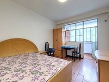 兴泉小区1居室空间大低楼层主卧客厅朝南看房有钥匙