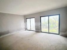 青山湖旁万科捡漏别墅,直降百万,现代风格,城市中心高品质别墅