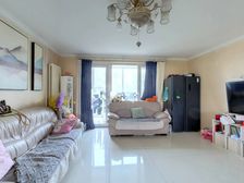 样本 3室1厅 145.26平