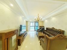 大三房,有产权车位,看房基本都方便,报价可谈的