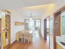 绿地东上海2期 南北通2房 电梯中层 近360广场 诚售