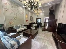 御沁园 精装联排 税费各付 临河位置 双车位带地下室 诚售!