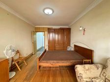 二楼送露台 全明户型 小区花园位置 看房方便 求真