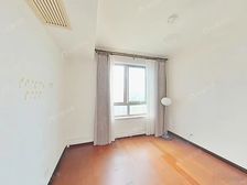 杨东 · 香梅花园一期 · 中间户三开间朝南+高区