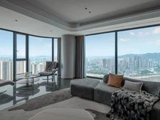 江北嘴重庆标志性建筑 壹号院东苑,高品质豪宅云端大平层,独揽