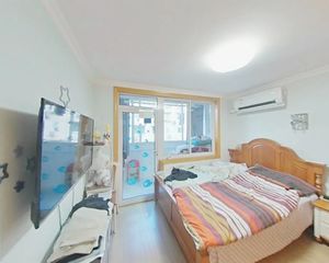 罗山五村 1室1厅 南