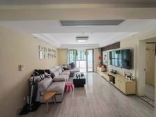 十年出一套小高层大三房,不靠高架,另有产权车位