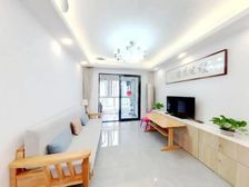 书香瑶庭 精装修三房带车位 户型端正 诚心出售