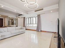 两年首出,8月蕞新!来电可安排3套!可看电梯直接通2号线地铁