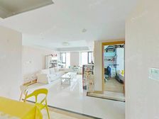 阳光城愉景湾 3室2厅2卫 精装修 550万元