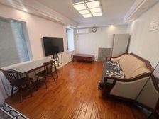 新上精装两房 全屋实木装修 打一模范 高楼层 看房随时