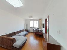 中高楼层,花园位置,看房有钥匙,诚意出售。