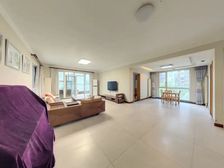 格调春天 电梯房精装修四室 有车位 小区中间位置