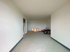 大竹林新江与城 次新小区 大2房2卫 看房方便 价格可谈