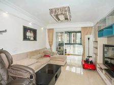 朝南 高楼层采光充足 刚需两居 商品房 临地铁 精装修