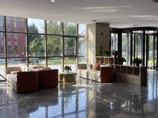 大族商圈 免费停车40一1000平 精装带家具近地铁交通便利