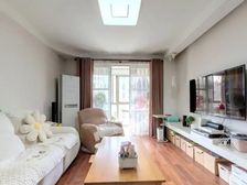 业主换新房急卖的,装修蛮好的,可以拎包入住,看房方便