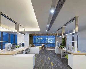 东四环欢乐谷景区南楼梓地铁华瀚大厦3997平写字楼现房出售