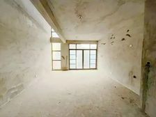 叠加别墅 医疗配套成熟 居住密度低 交通便利 小区绿化高