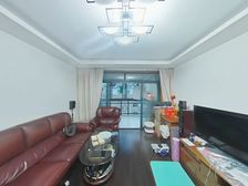 带车位!复式带大露台!