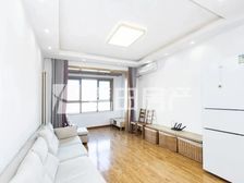 南北通透金城华庭2室1厅精装修