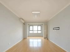 金城华庭 3室2厅2卫 品质小区 客厅带阳台