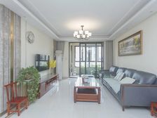 中海央墅 户型方正 厨卫全明 精装修四房 中上楼层