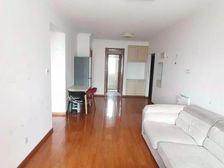 次新小区,中间楼层,位置优越