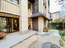 清盘 签协八 精装修拎包入住 带花园 带地下室 电梯直接