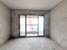 尚景天峰 119平3居 南向 仅售69万 随时签约