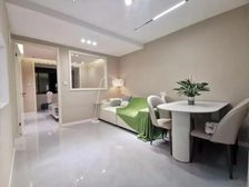 带车位 30万送装修 诚意出售 小区中心位置